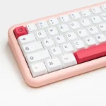 stylish-pink-xda-keycap-set-bag