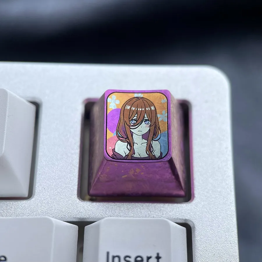 the-quintessential-quintuplets-stylish-mikunakano-keycaps-purple