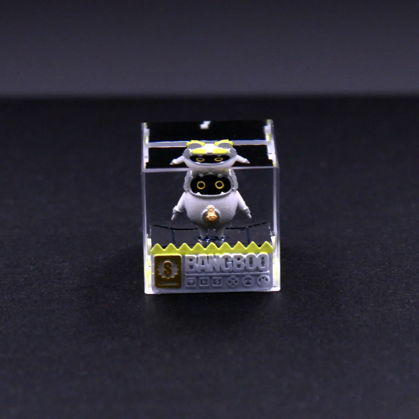 zenlesszonezero-bangboo-belion-transparent-keycaps-front