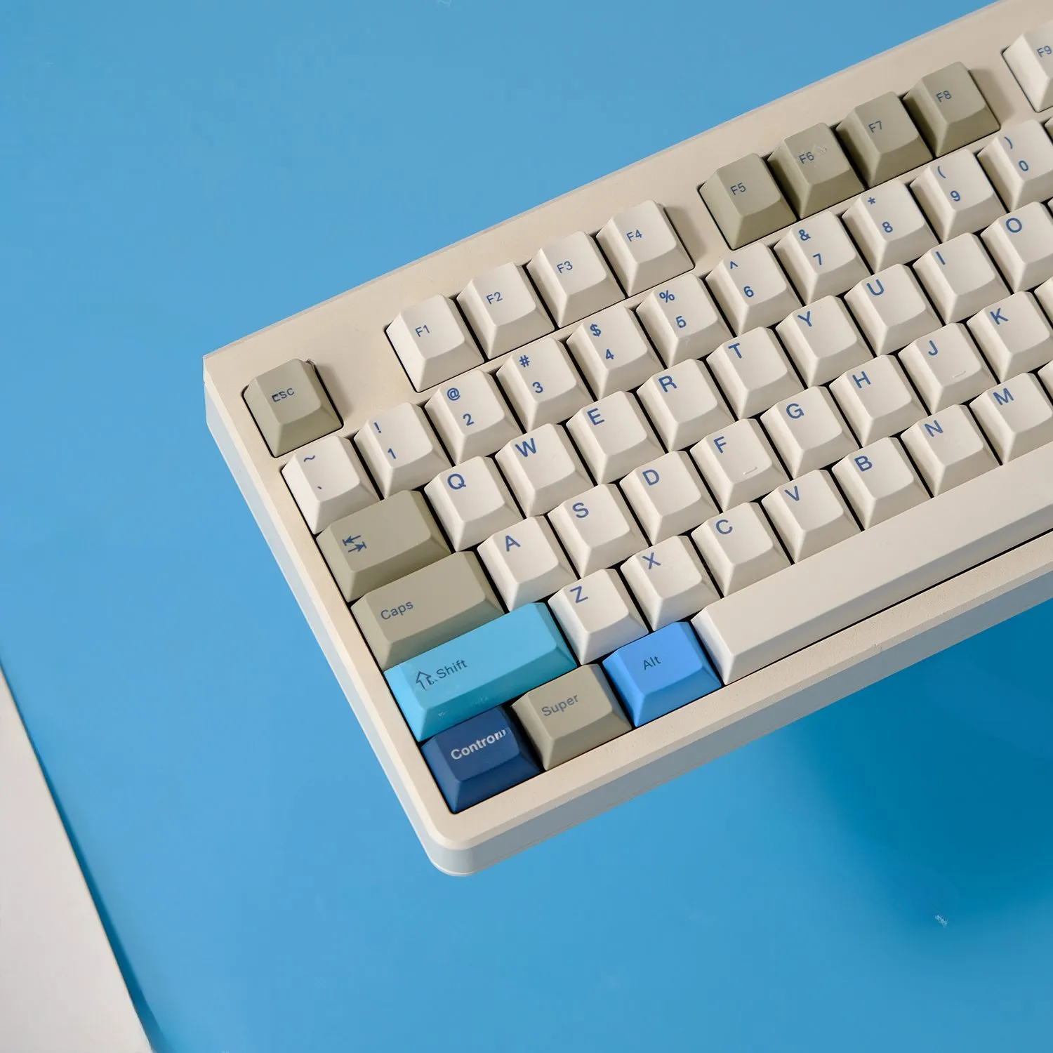 5160-retro-themed-oem-keycap-set-side