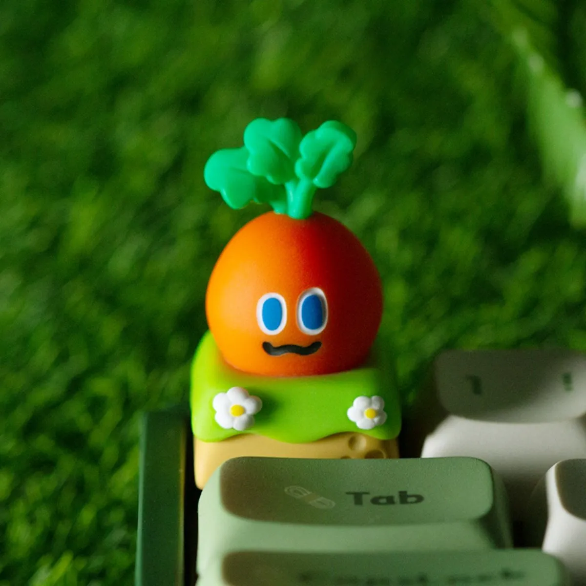 adorable-mojo-carrot-keycap-cover