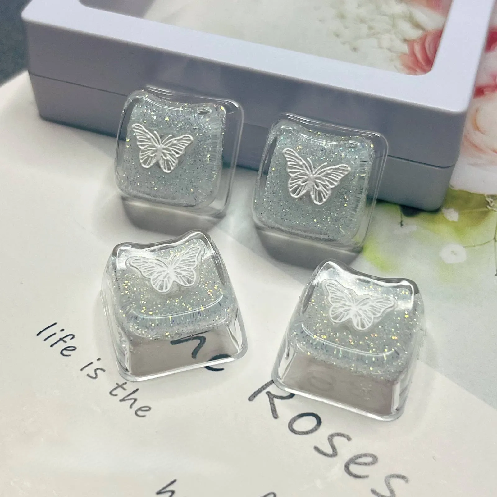 black-white-butterfly-series-keycaps-front3