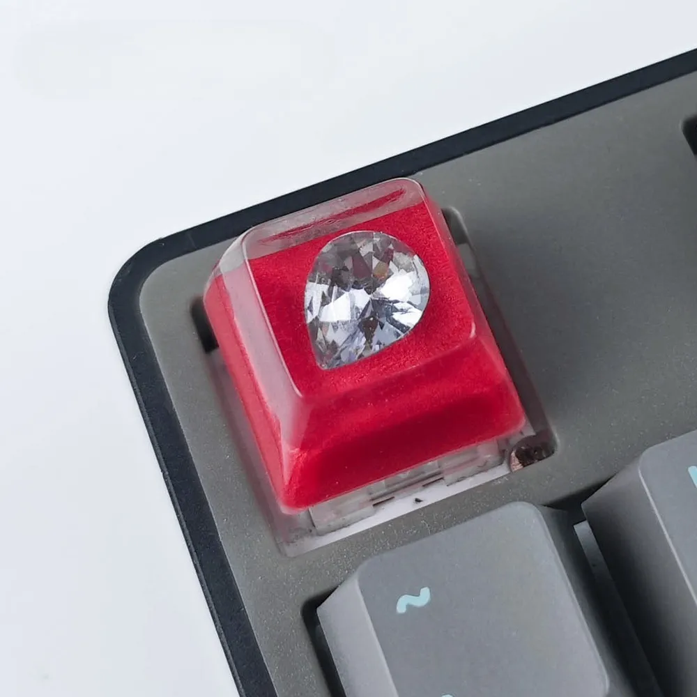 deltaforce-heart-of-africa-transparent-keycap-upfront