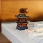 god-of-wealth-temple-keycap-side2