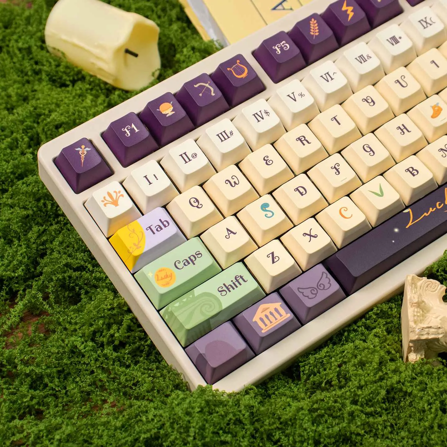 hermes-cherry-keycap-set-side
