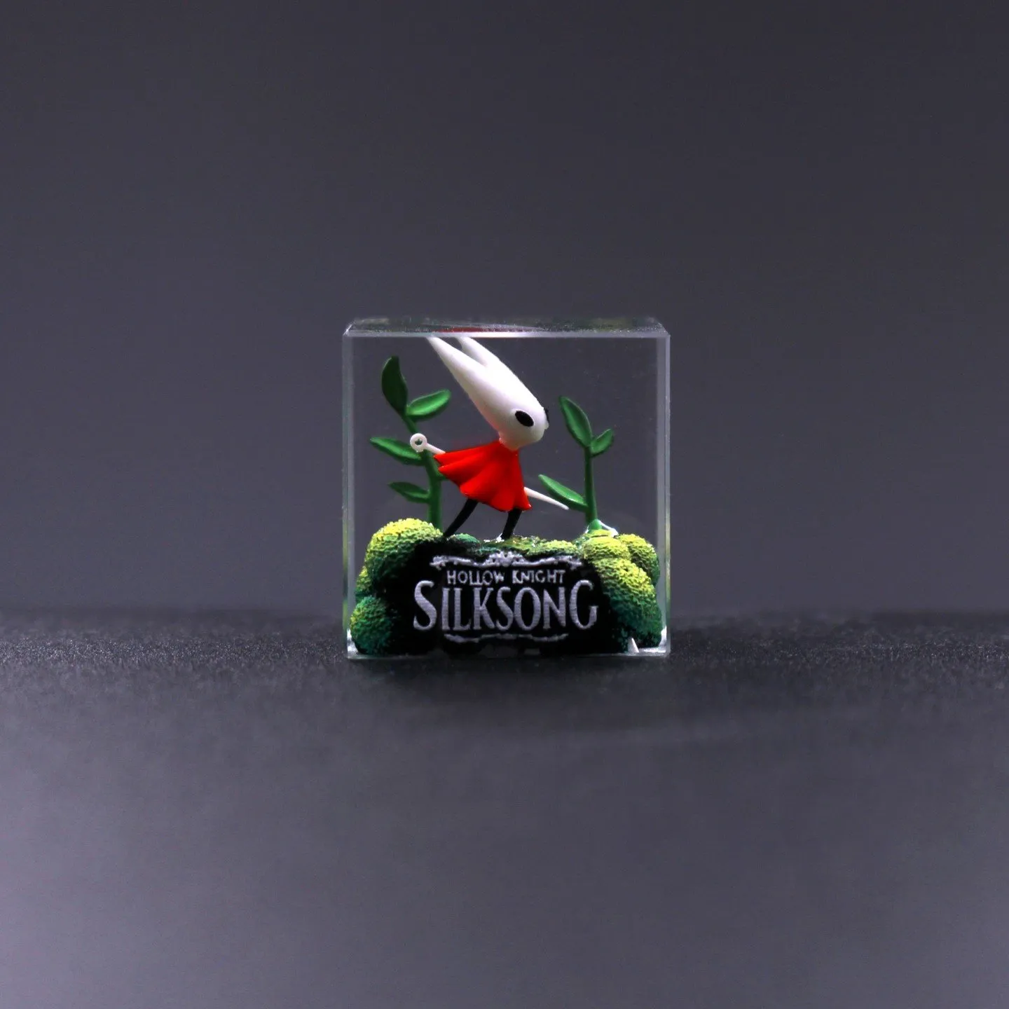 hollow-knight-silksong-hornet-transparent-keycap-cover