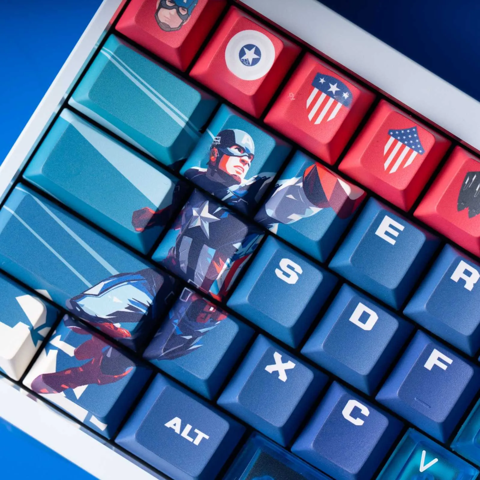 marvel-captain-america-oem-keycap-set-upfront2