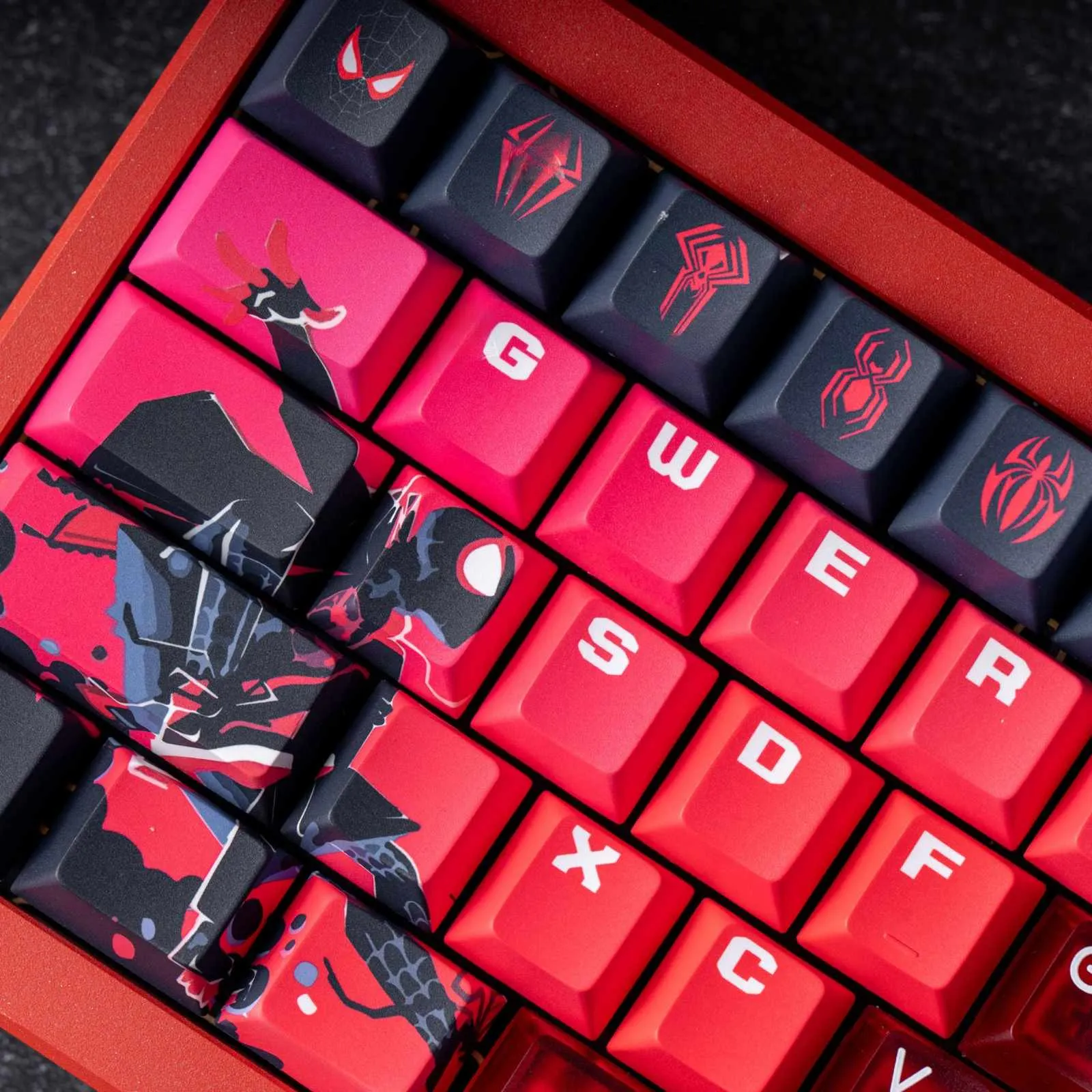 marvel-spiderman-oem-keycap-set-front4