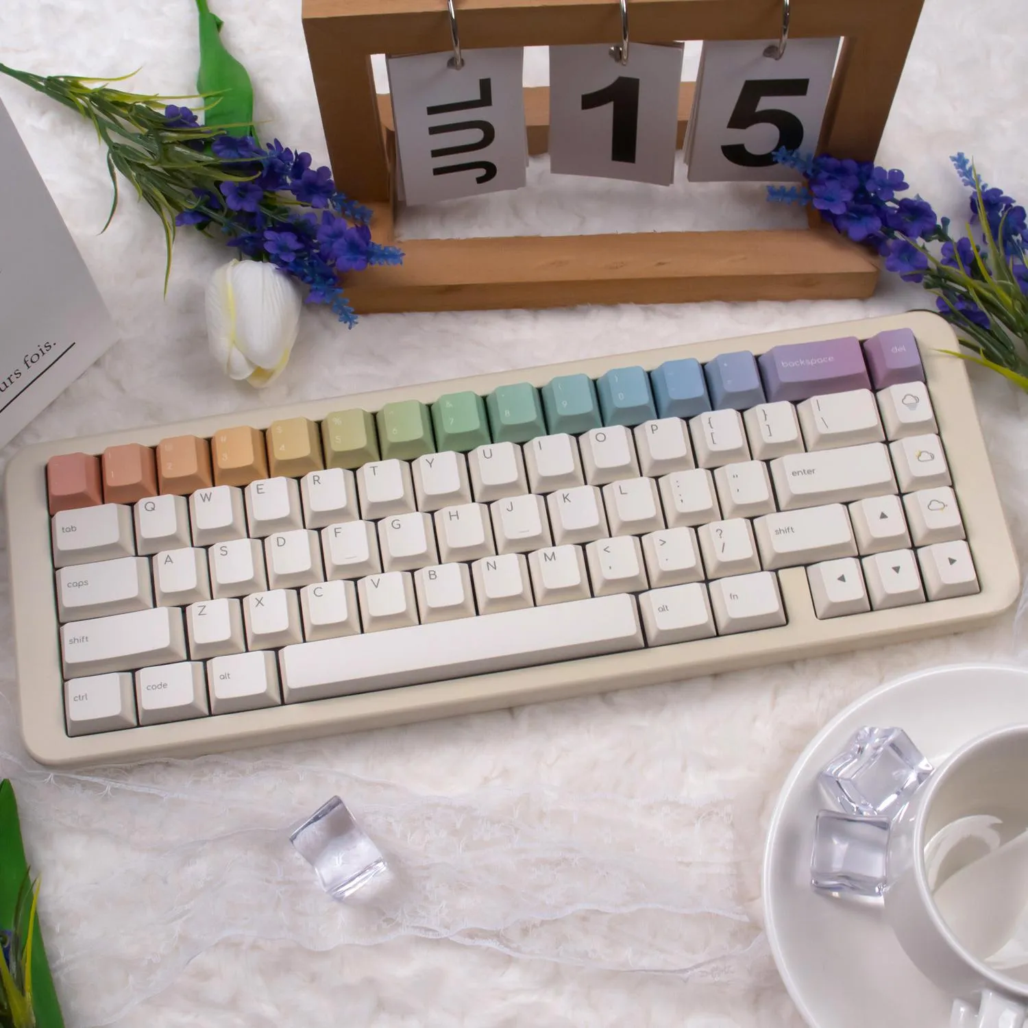 rainbow-themed-oem-keycap-set-cover