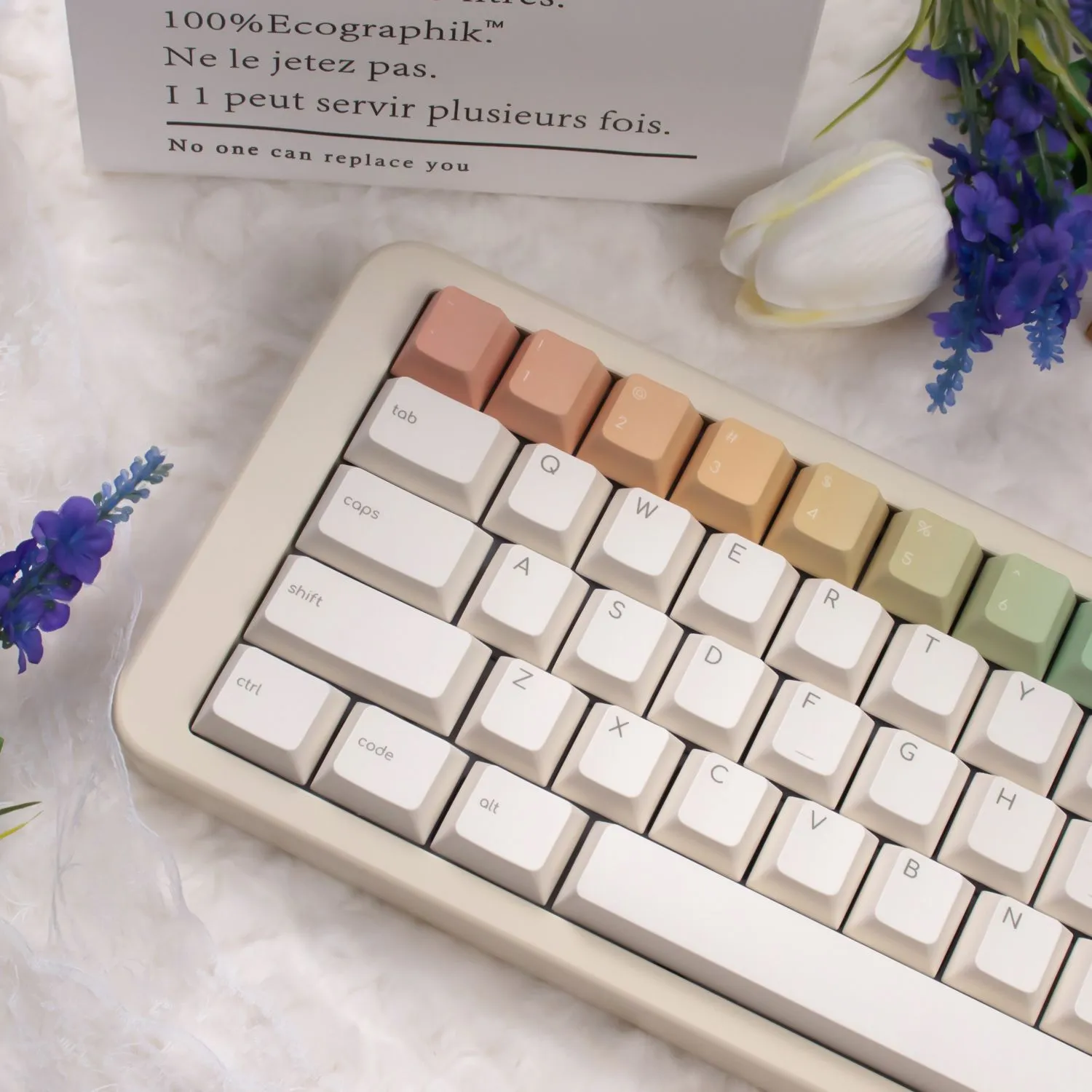 rainbow-themed-oem-keycap-set-side