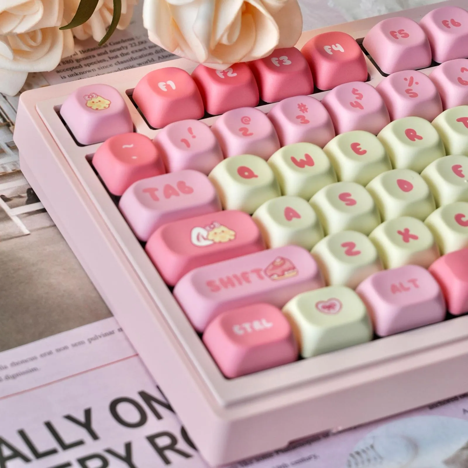 strawberry-chick-series-keycap-set-side