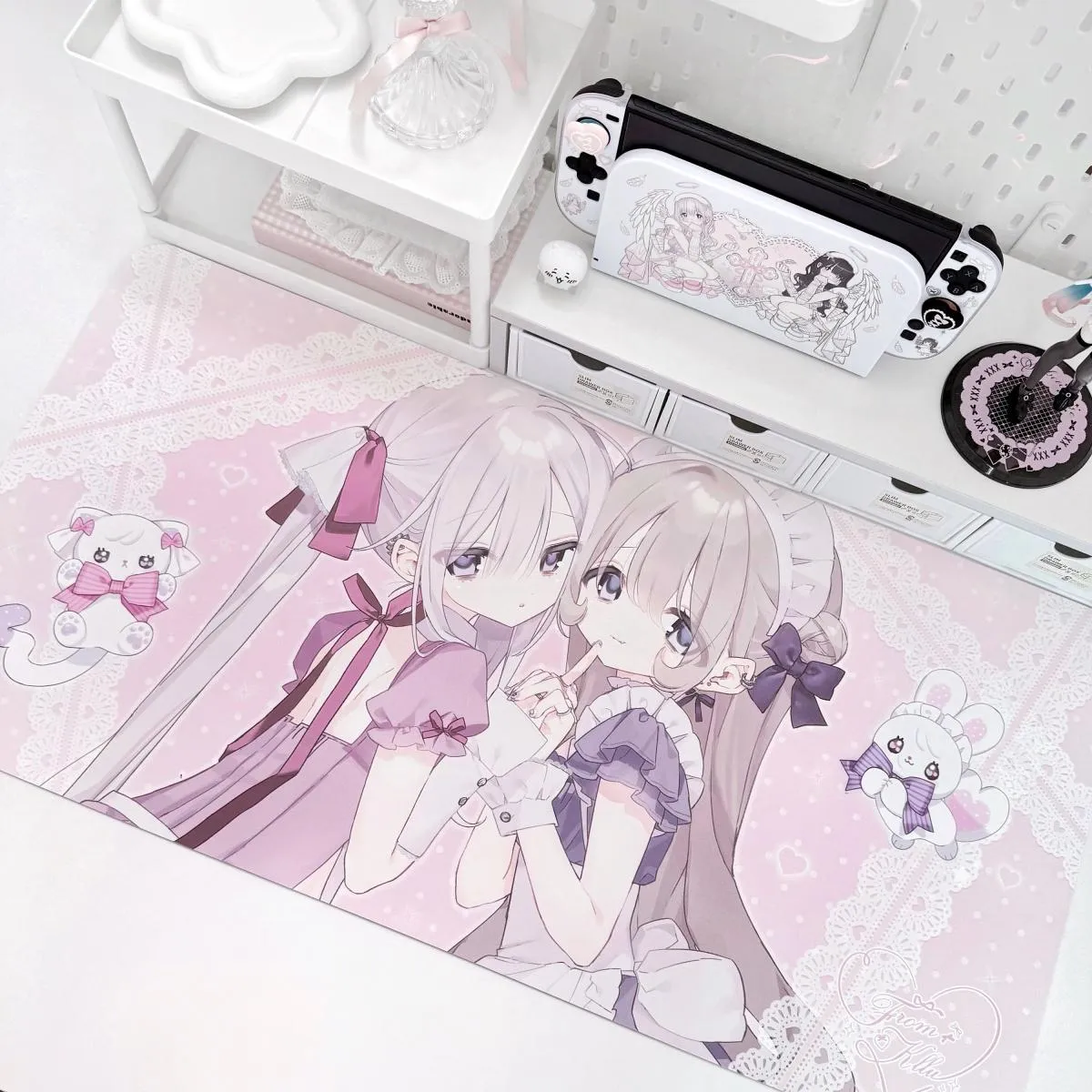 adorable-girl-wishes-desk-mats-4080