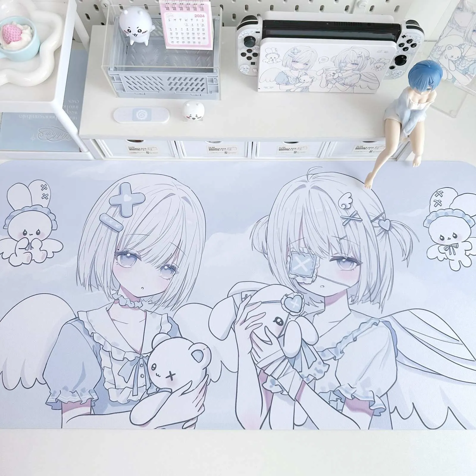 aqua-dreamland-desk-mat-cover