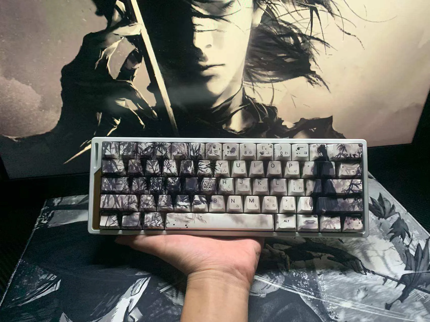 bamboo-grove-chess-cherry-keycap-set-front