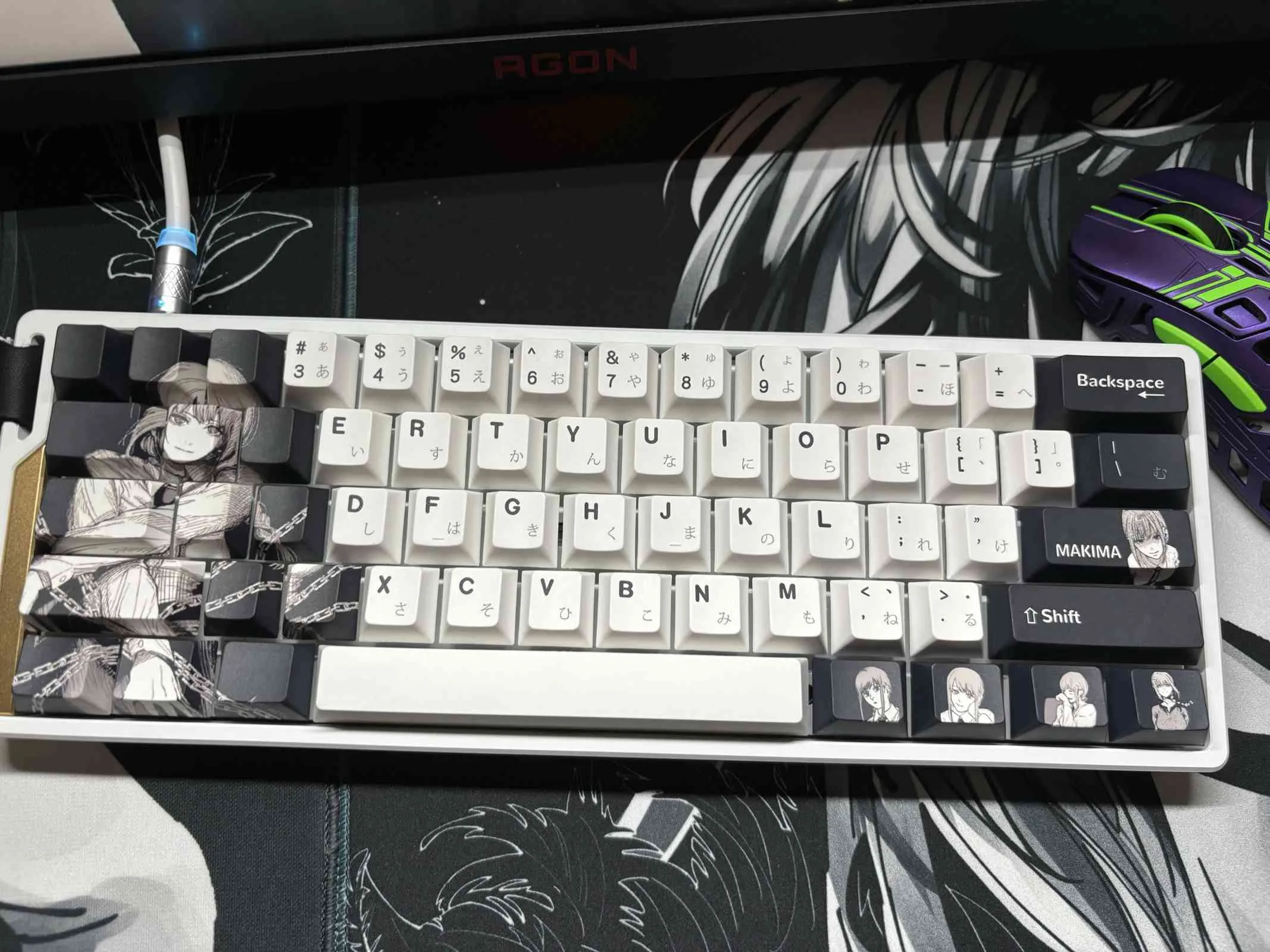 chainsaw-man-makima-themed-cherry-keycapset-chain