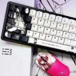chainsawman-black-white-reze-cherry-keycapset-left