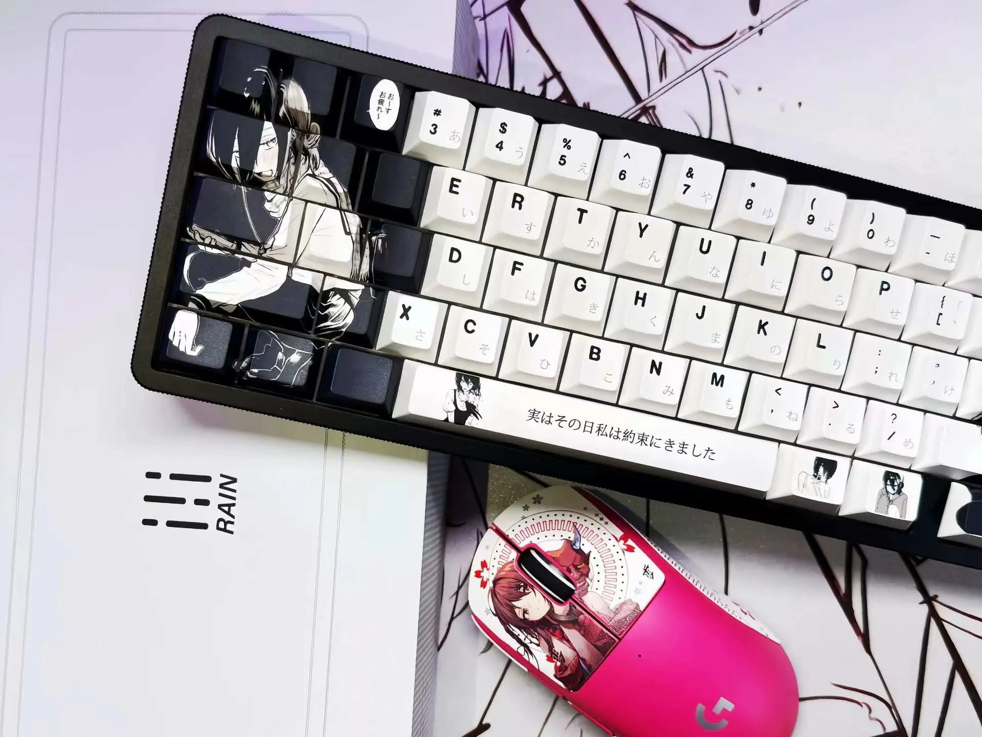 chainsawman-black-white-reze-cherry-keycapset-left