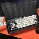 chainsawman-black-white-reze-cherry-keycapset-upfront2