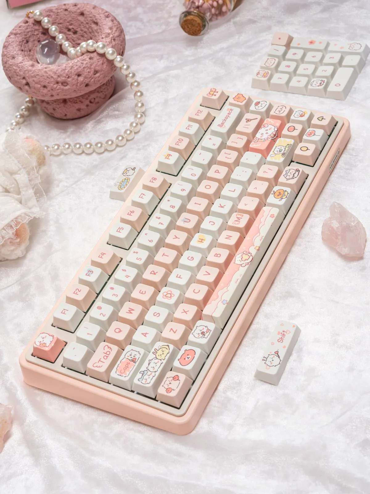 chiikawa-chiikawa-cherry-keycap-set-118