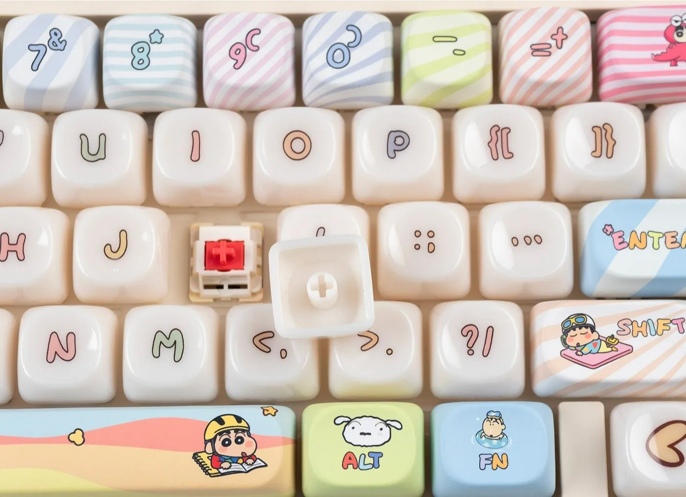 crayon-shin-chan-characters-moa-keycapset-upfront2