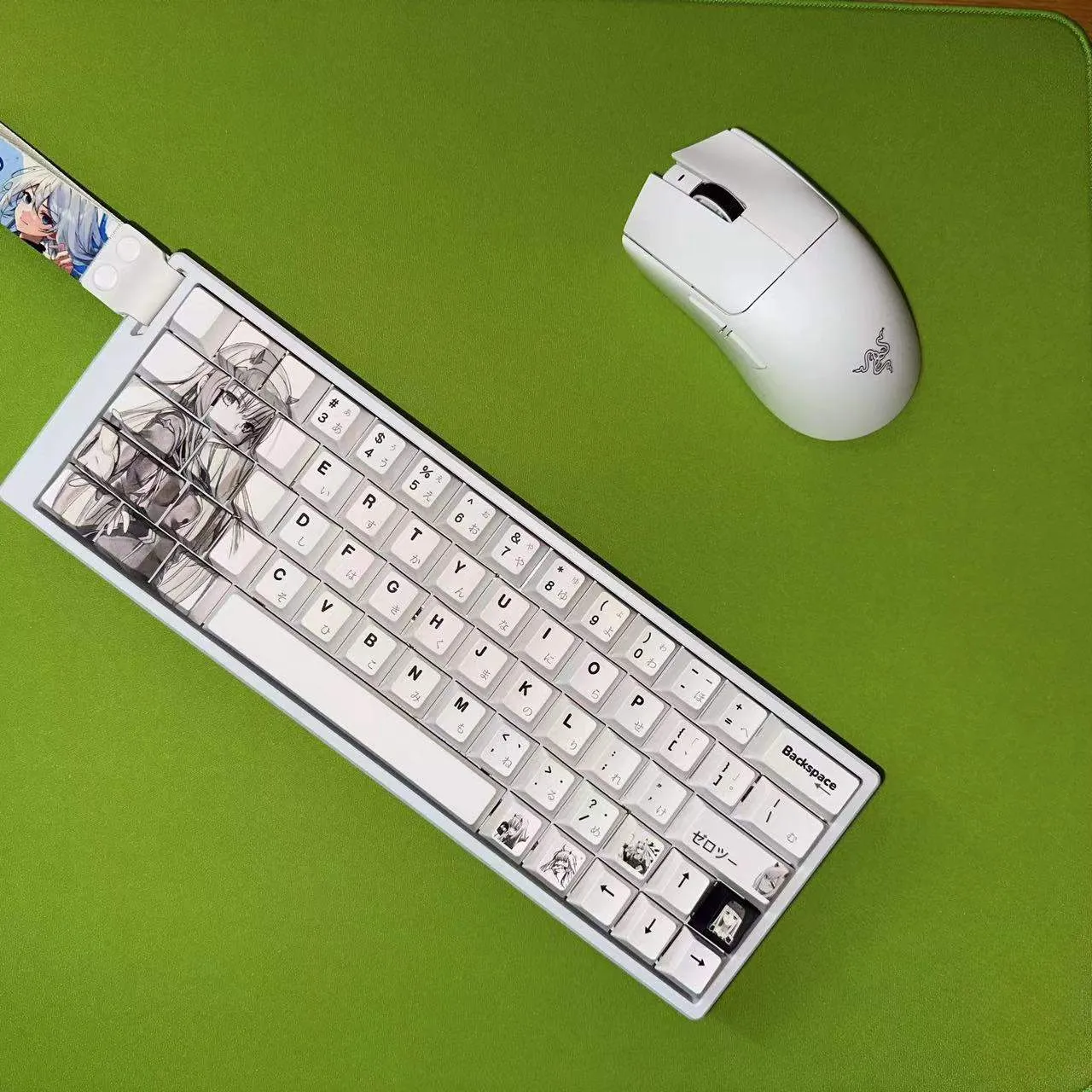 darlinginthefranxx-zero-two-cherry-keycap-set-upfront