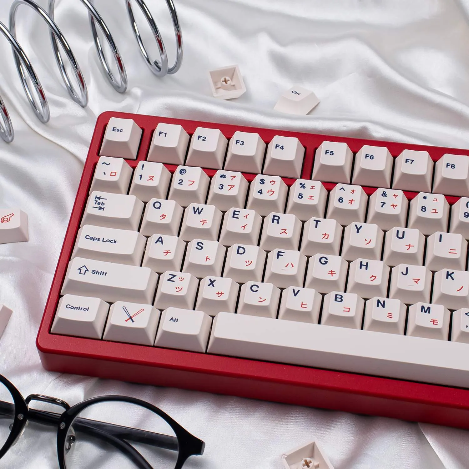 happy-baseball-cherry-keycap-set-left