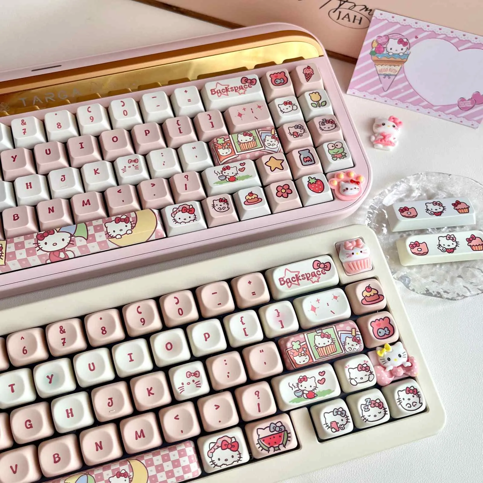 hellokitty-hello-kitty-series-keycap-set-right