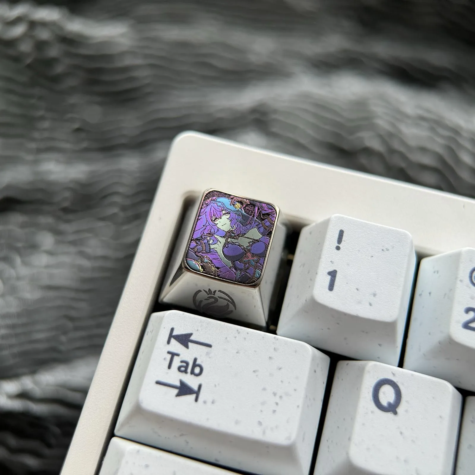 honkai-star-rail-black-swan-keycaps-side2