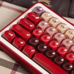 lipstick-themed-moa-keycap-set-left