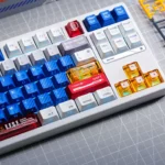 mobilesuit-gundam-victory2-gundam-keycap-set-right