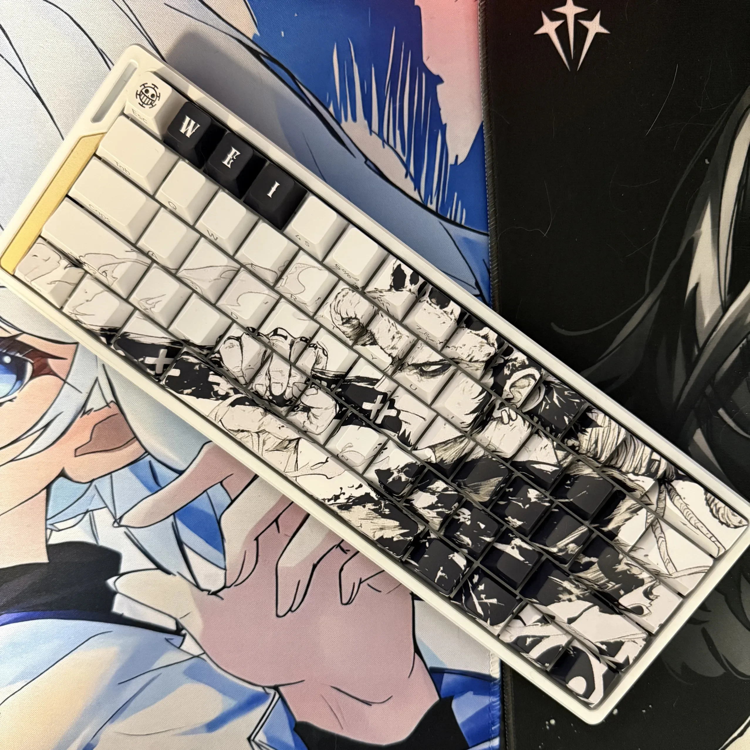 Epic Trafalgar Law keycaps Set displayed, featuring their cool side-engraved legends that brilliantly illuminate with vibrant backlight. Gear up your keyboard.