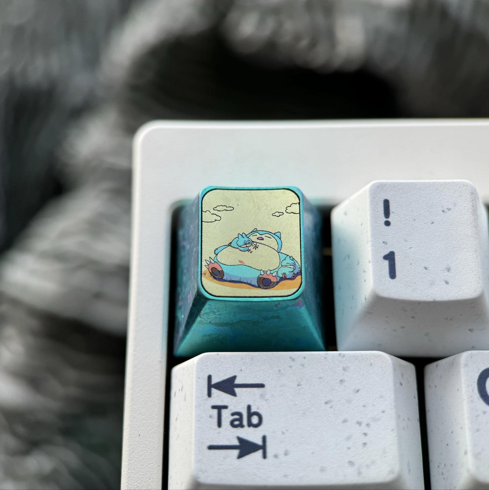 pokemon-sleeping-snorlax-keycap-cover
