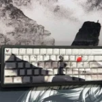 sitting-mountain-guest-cherry-keycap-set-front2