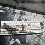 sitting-mountain-guest-cherry-keycap-set-upfront2