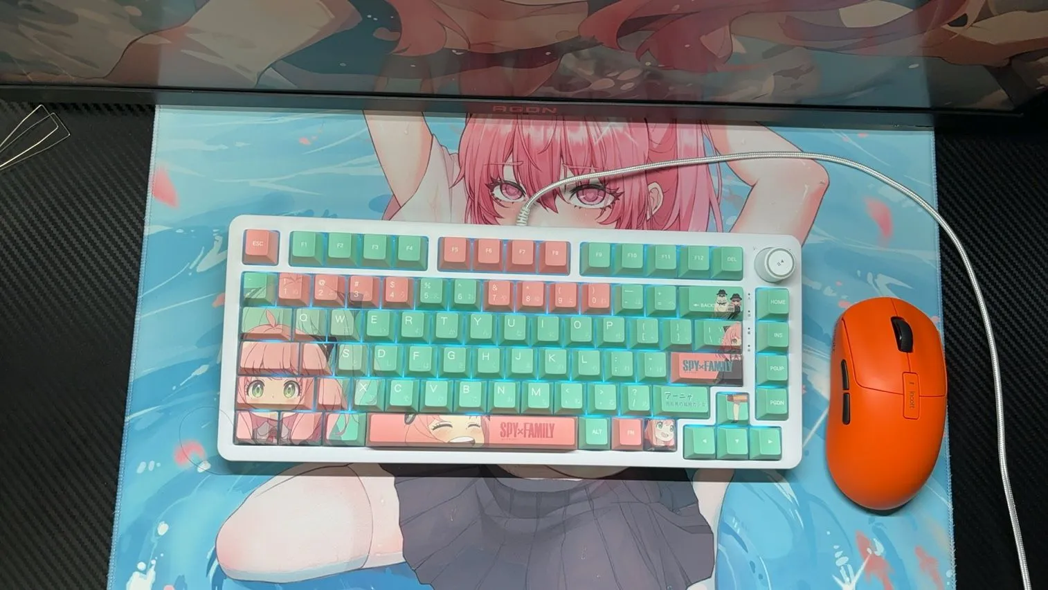 spyxfamily-anya-forger-cherry-keycap-set-upfront3