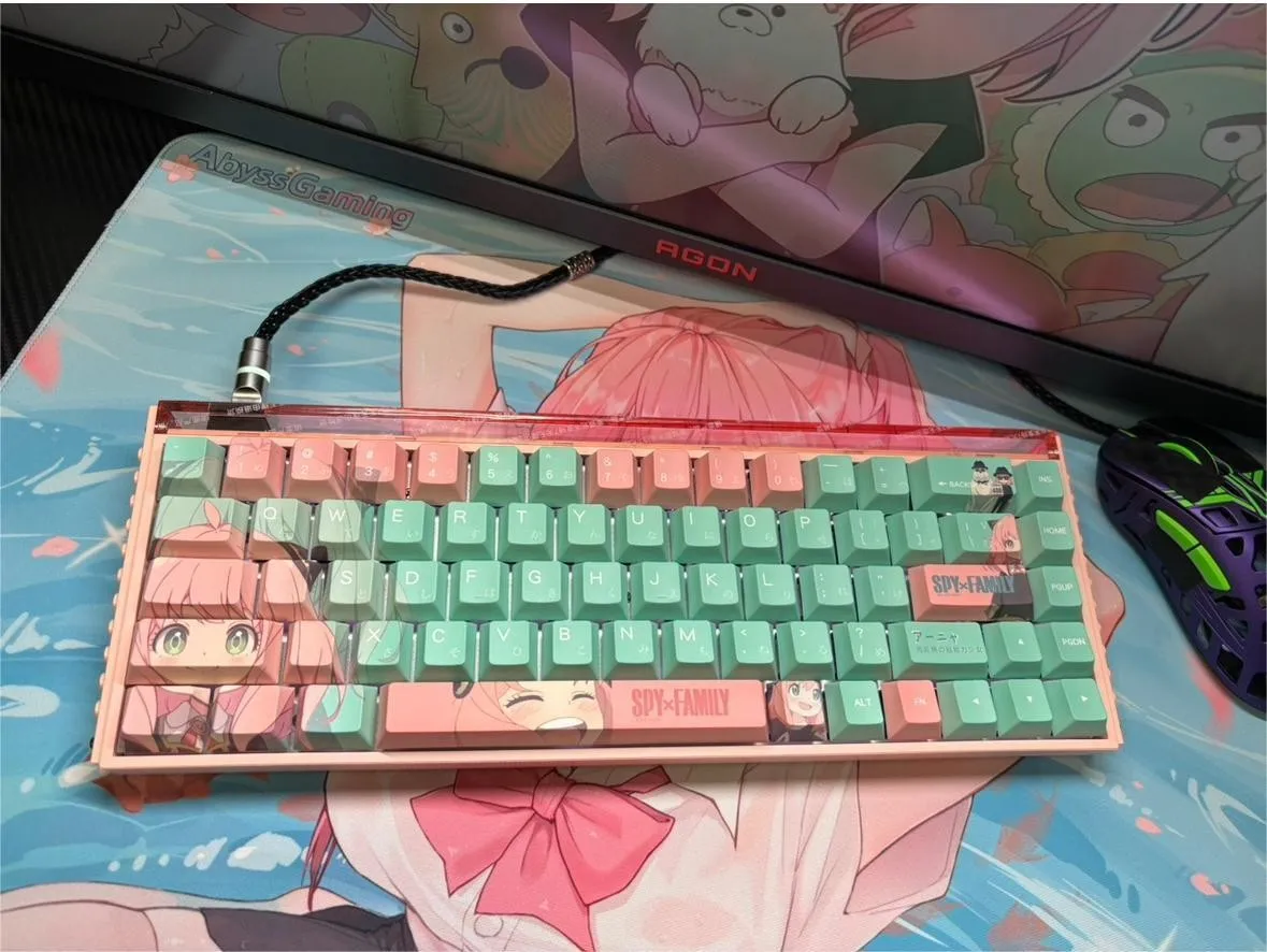 spyxfamily-anya-forger-cherry-keycap-set-upfront4