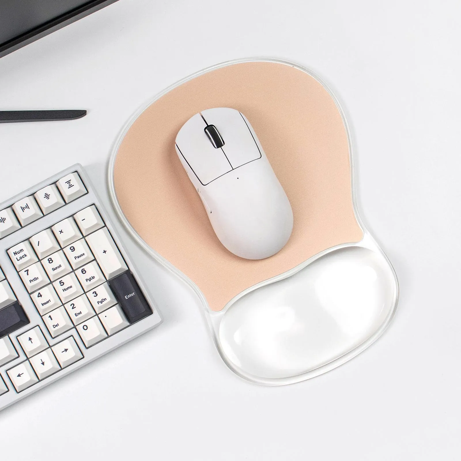 stylish-minimal-wrist-rests-upfront2