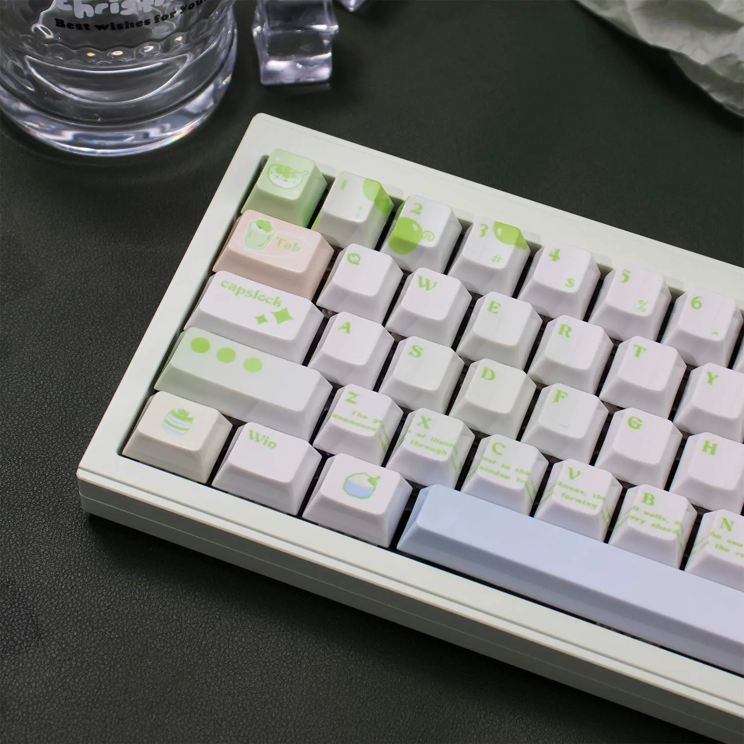 summer-green-grapes-cherry-keycap-set-left