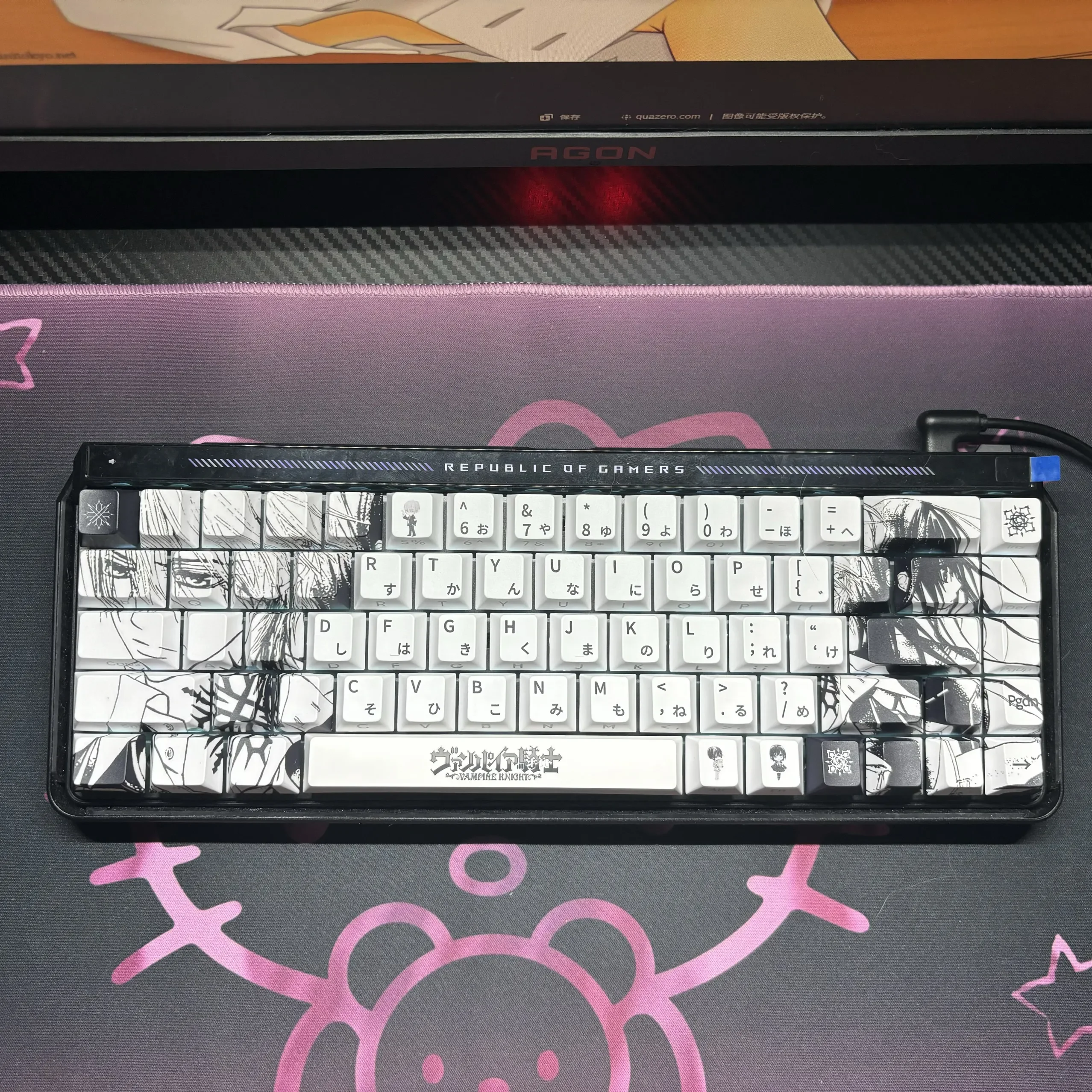 Elegant side-engraved PBT Vampire Keycaps with a dark romantic, gothic aesthetic and subtle anime-inspired details. Ideal for custom keyboards.