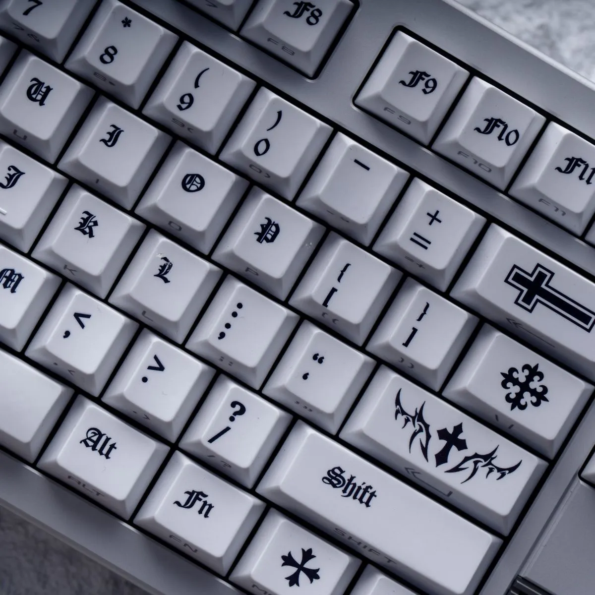 white-chrome-hearts-cherry-keycap-set-upfront