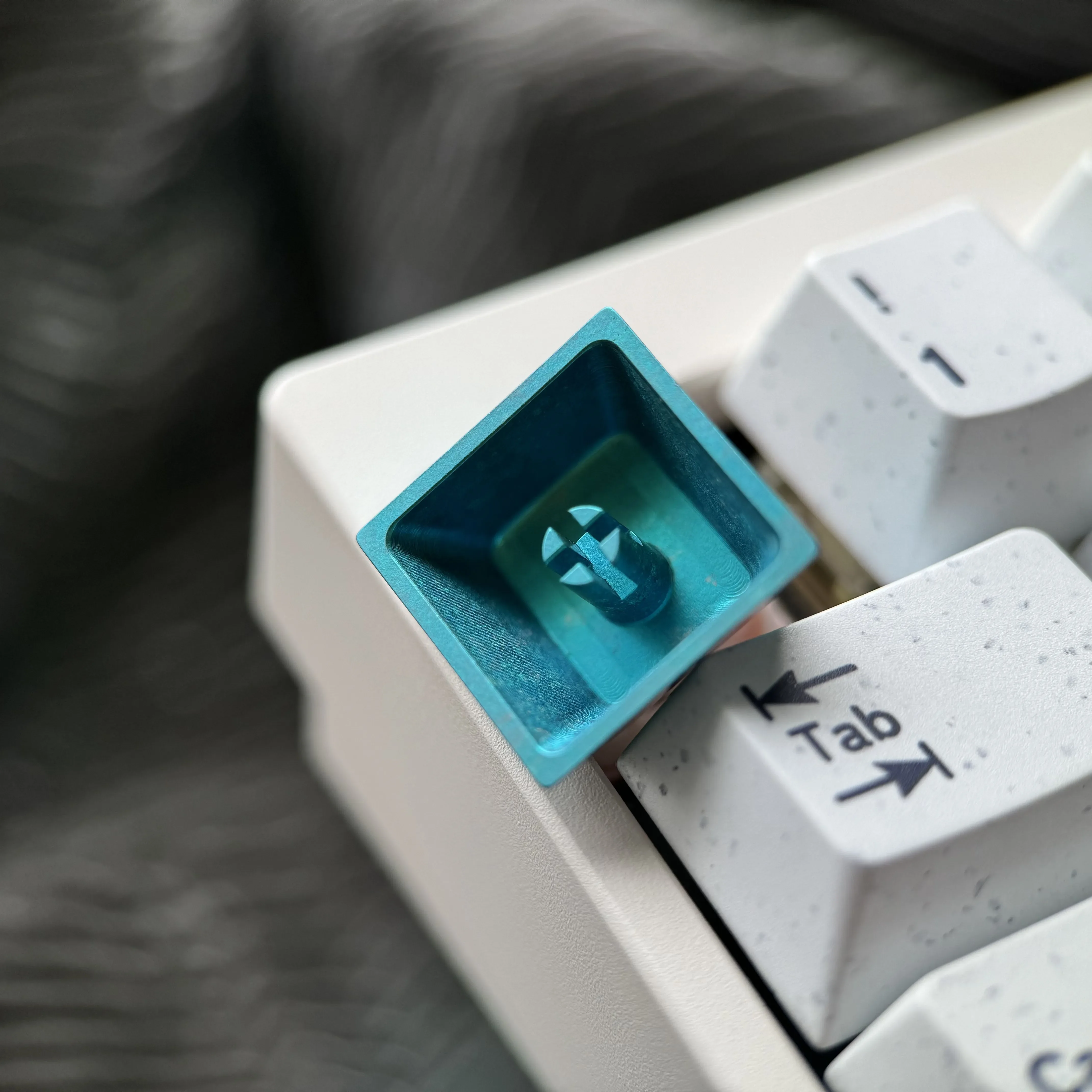 Azur Lane Kashino Titanium Keycap gallery showing vibrant anime design, premium icy-blue metallic finish, and artisan collectible details.