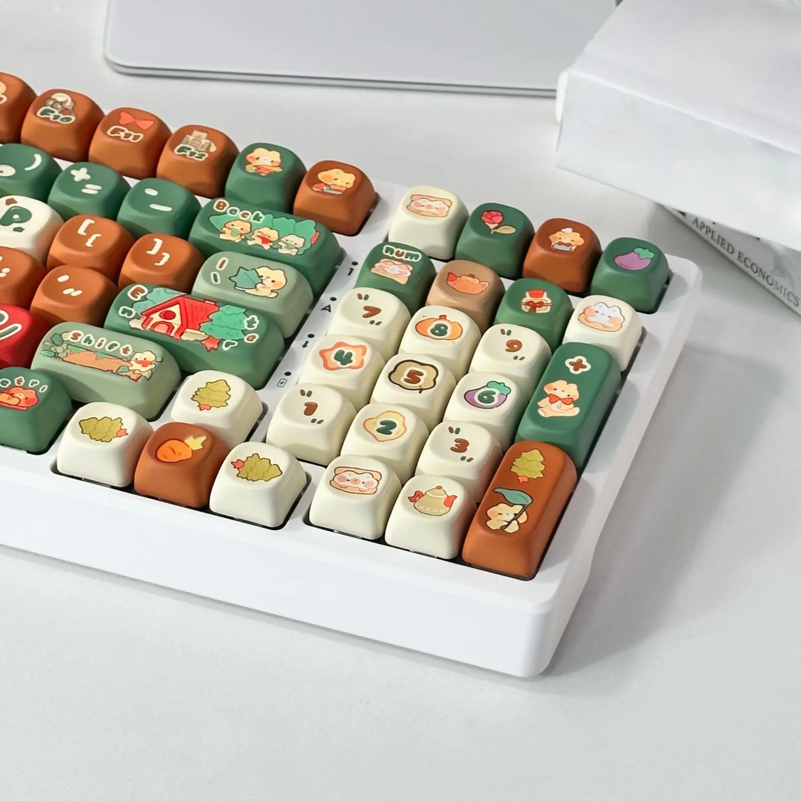 christmas-ginger-sugar-moa-keycap-set-right2