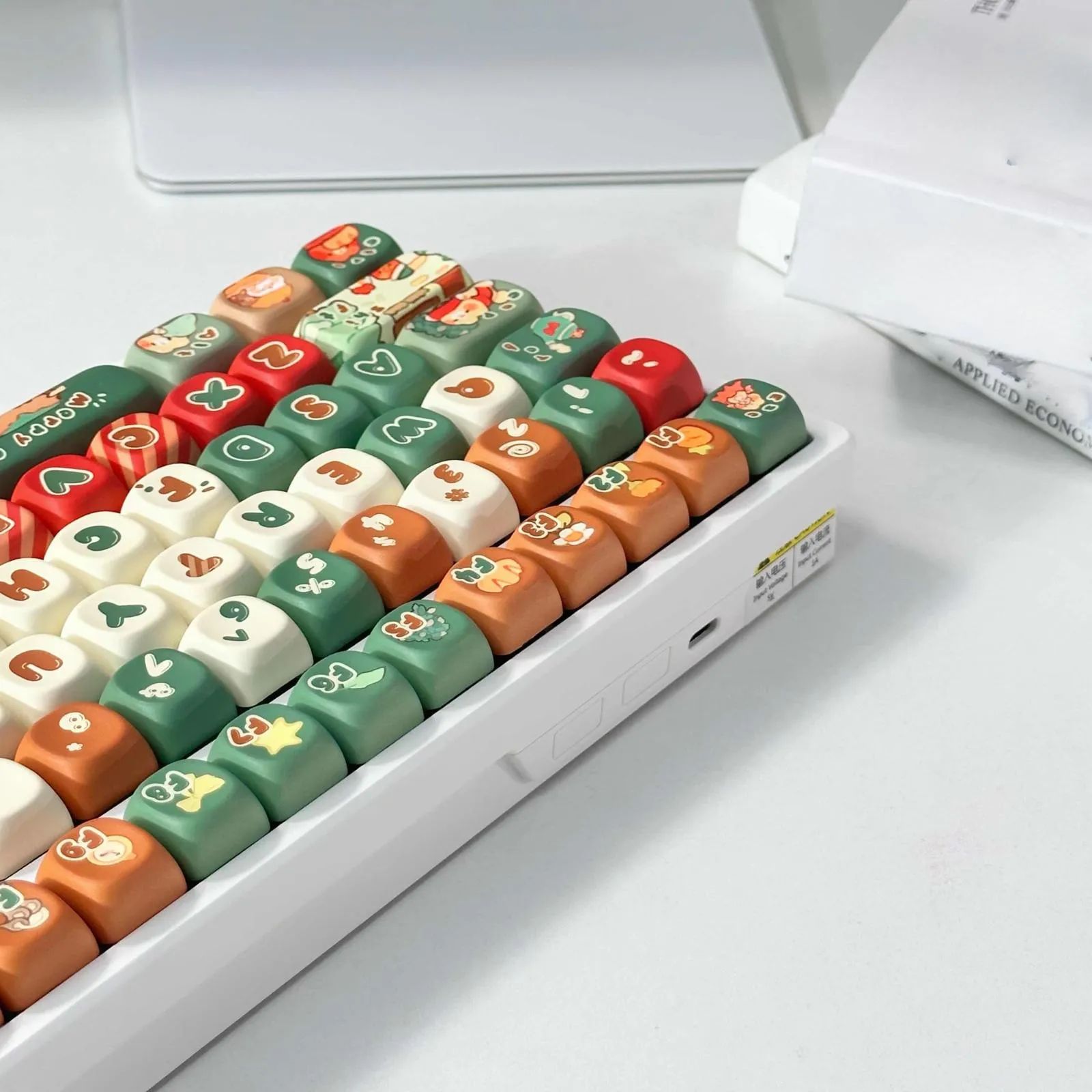 christmas-ginger-sugar-moa-keycap-set-side