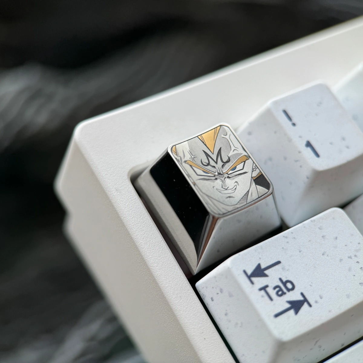 dragon-ball-mad-majin-vegeta-keycap-side