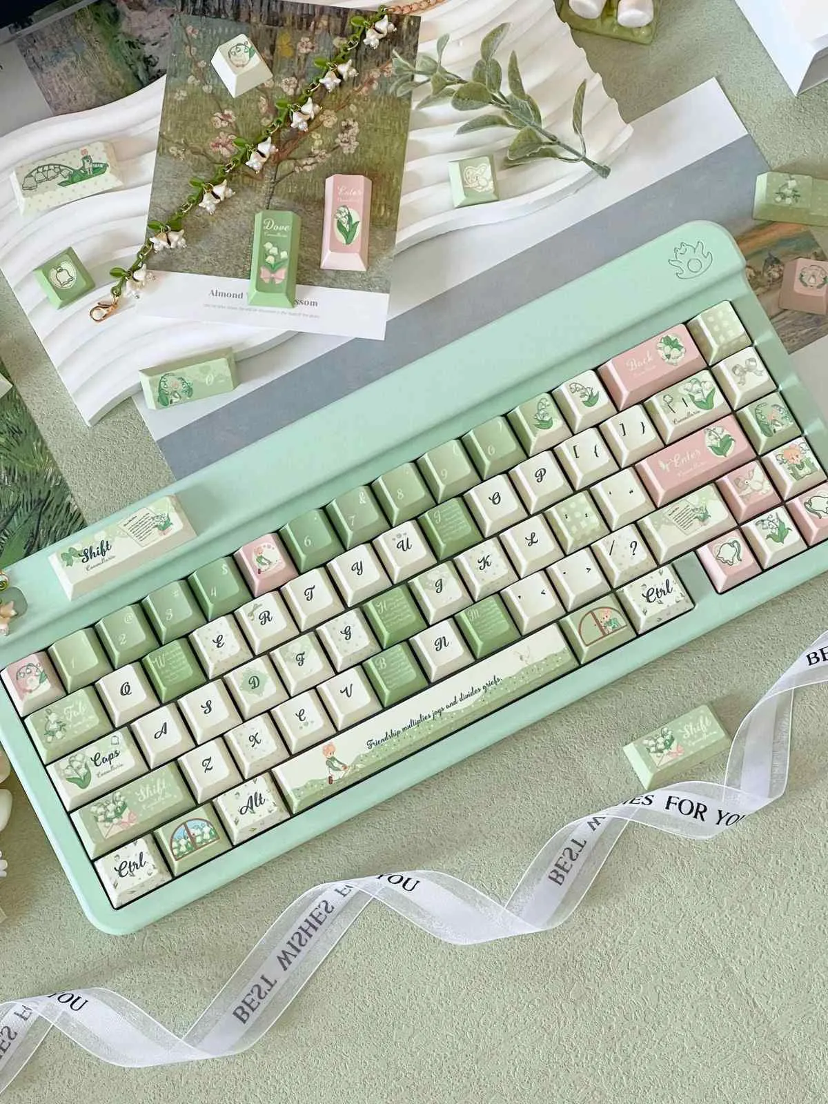 lily-ofthe-valley-cherry-keycap-set-cover
