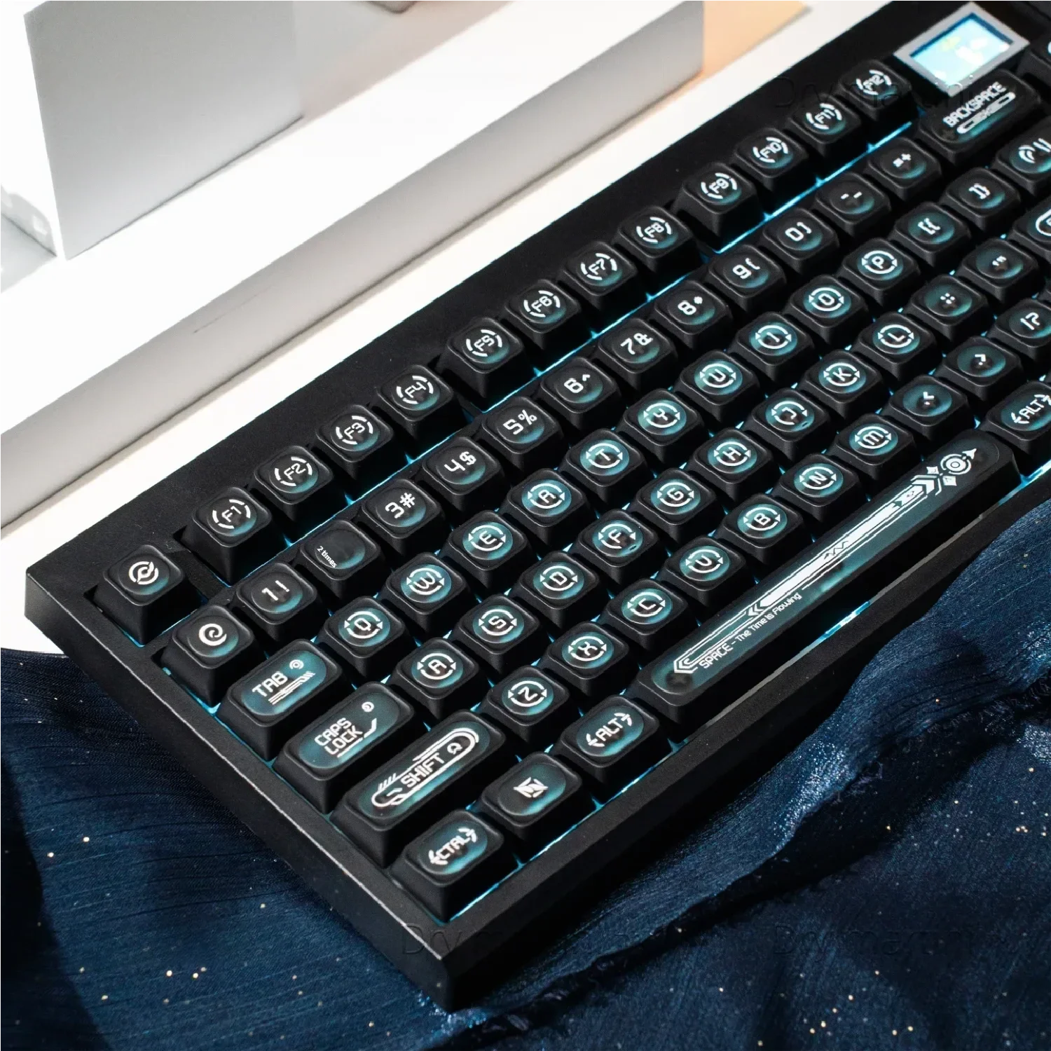 Luminous Black Cherry Keycap Set. See mesmerizing cat's eye legends from various angles, showcasing sleek design and enchanting backlit design.