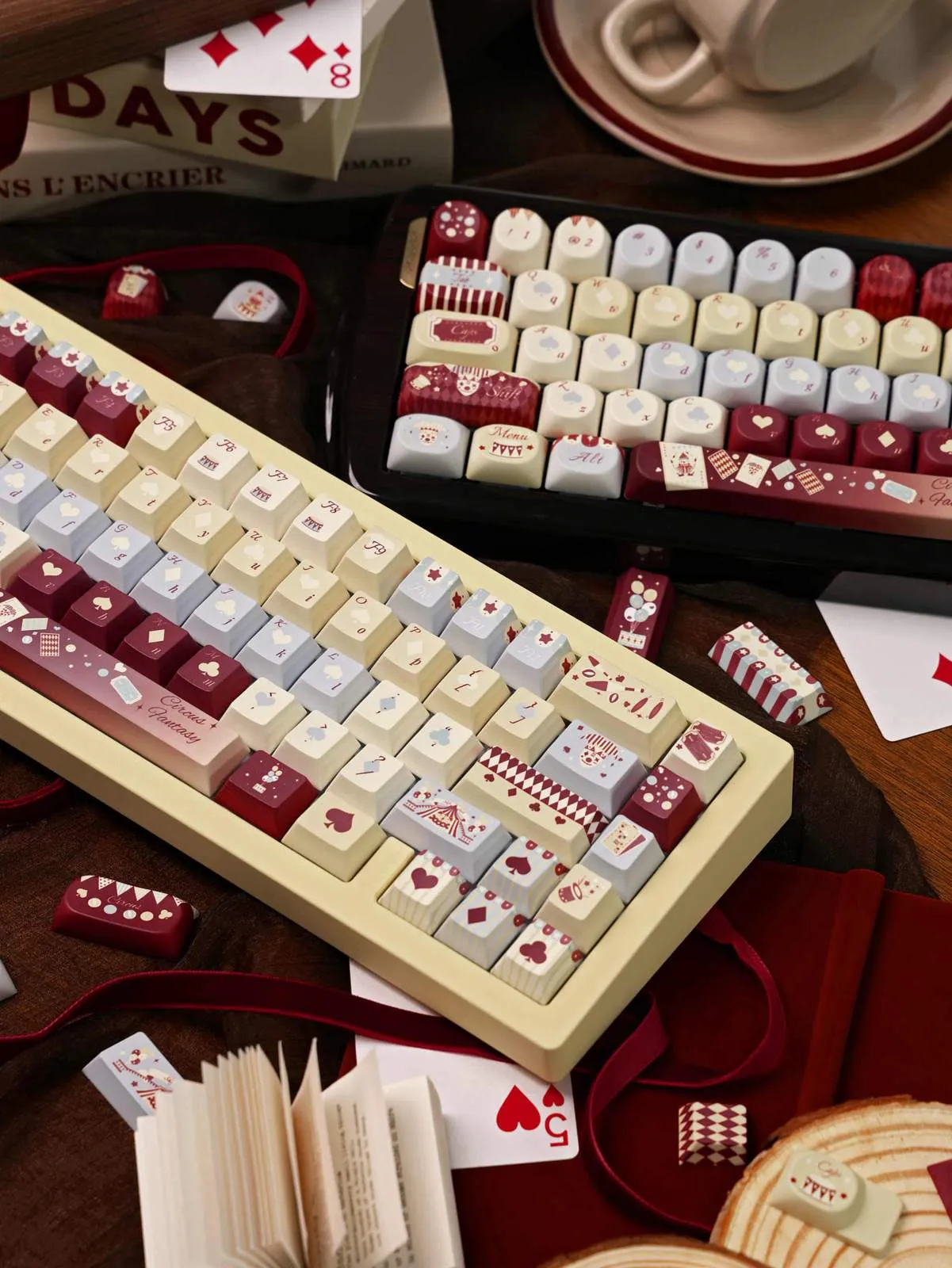 phantom-circus-series-keycap-set-front