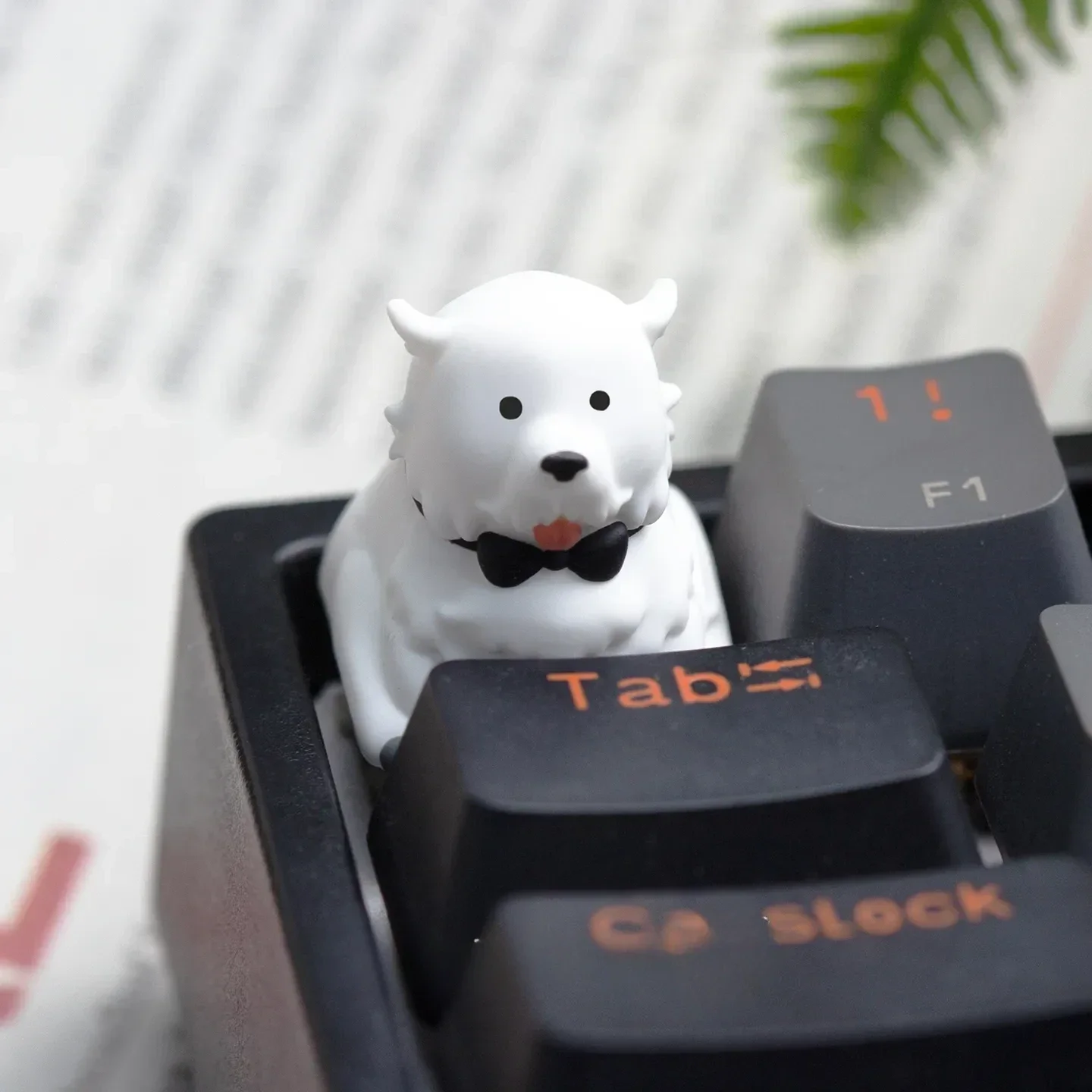 Handcrafted Spy Family Bond Forger artisan keycap, a charming and detailed resin sculpture for mechanical keyboards, capturing Spy x Family magic.
