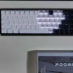 stylish-minimal-tri-mode-mechanical-keyboard-blackwhitewhite