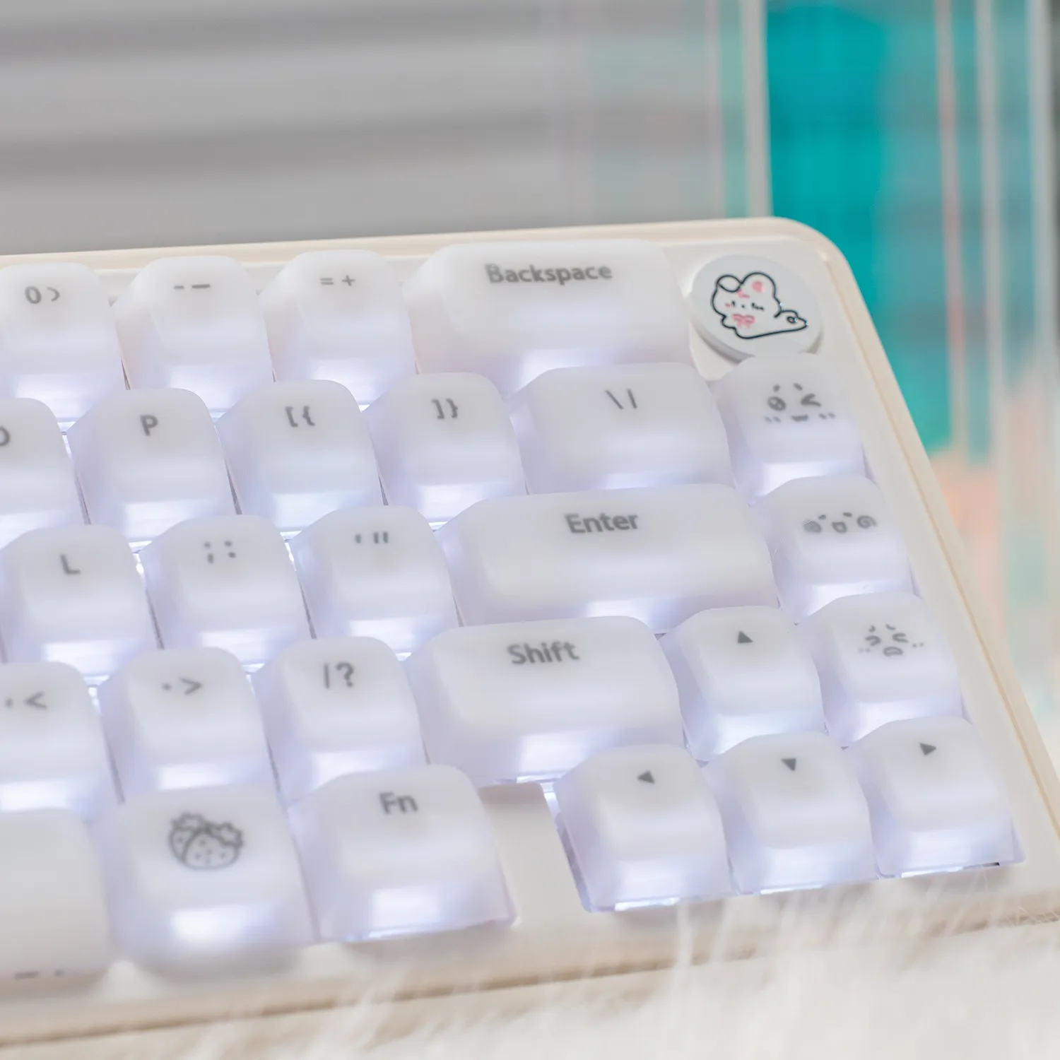 stylish-white-cherry-keycapset-mechanical-keyboard-right
